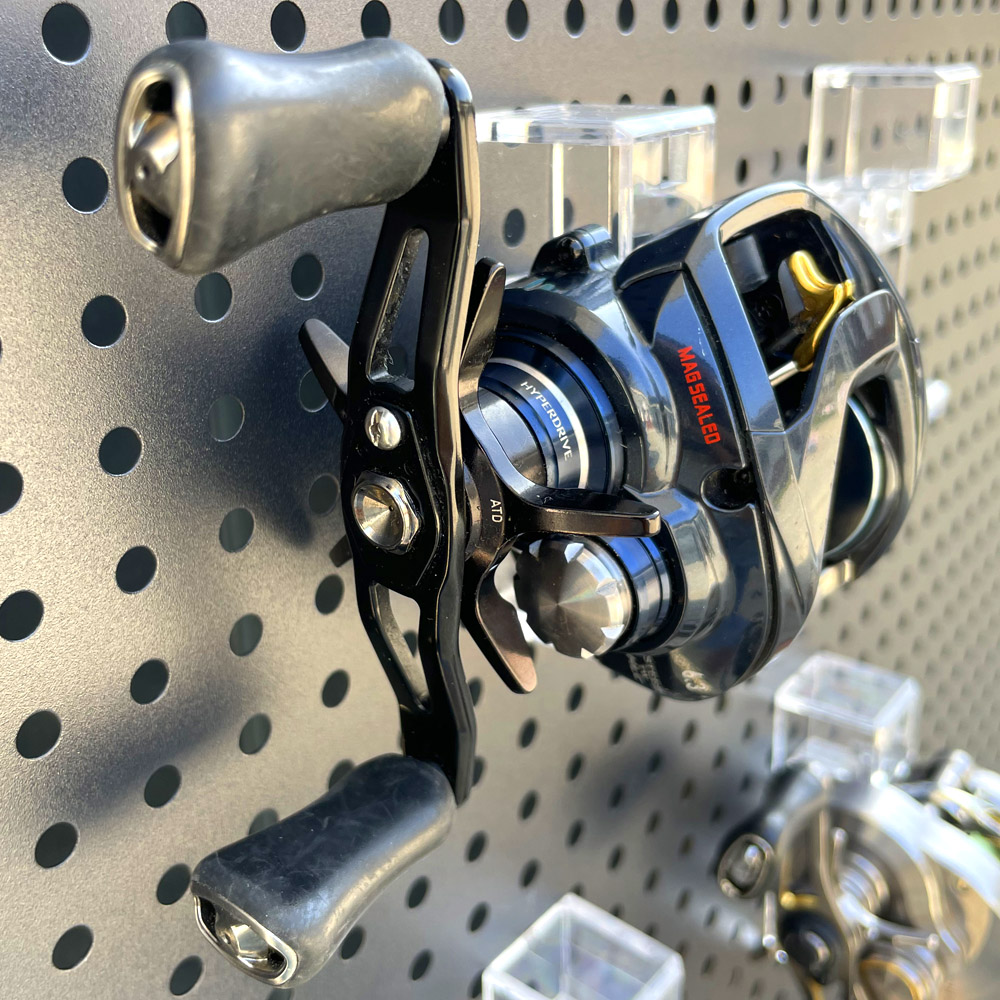 ที่แขวนรอกตกปลาแบบติดผนัง 5 ชิ - Spincast Reel บทวิจารณ์และราคา
